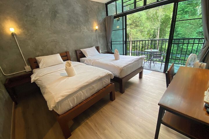 Room 21 of 36