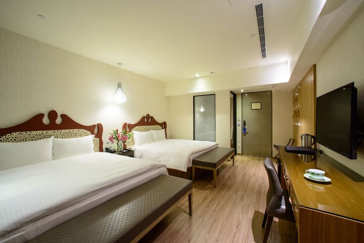 Room 17 of 43