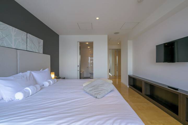 Room 105 of 237