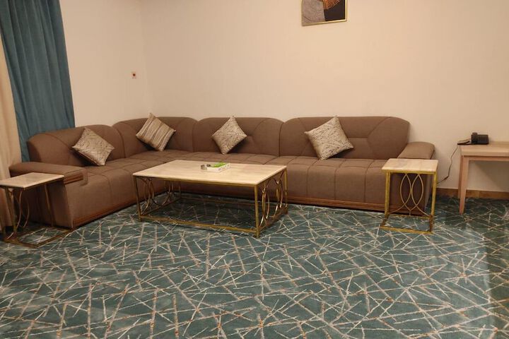 Room 21 of 21