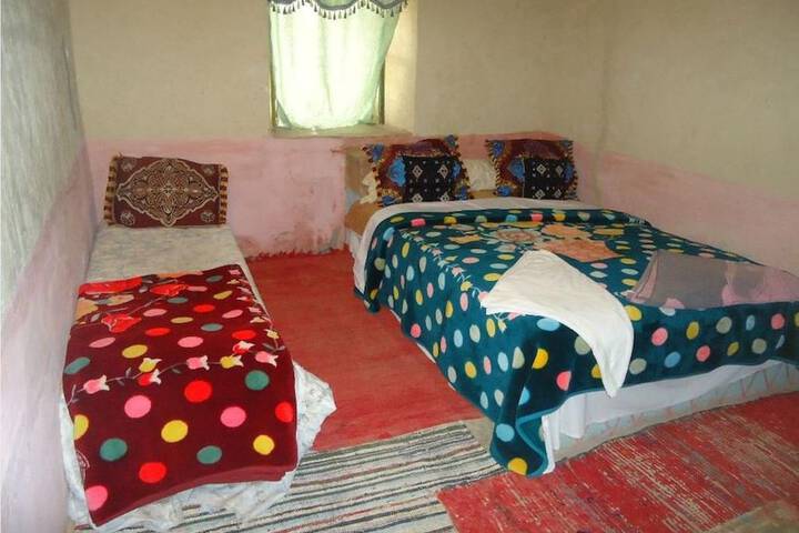 Room 4 of 46