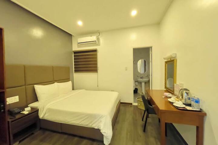 Room 38 of 68