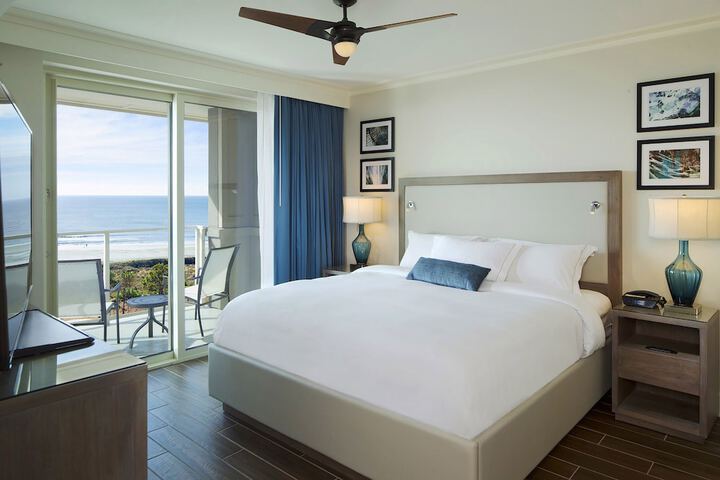Beach/ocean view