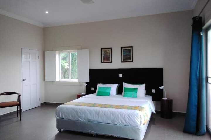 Room 5 of 51