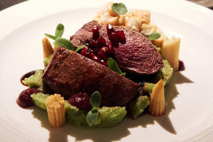 Dining 54 of 131