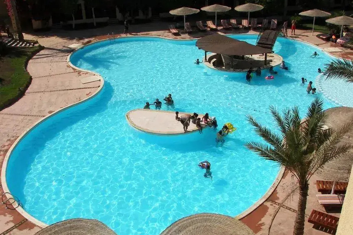 Pool 9 of 16
