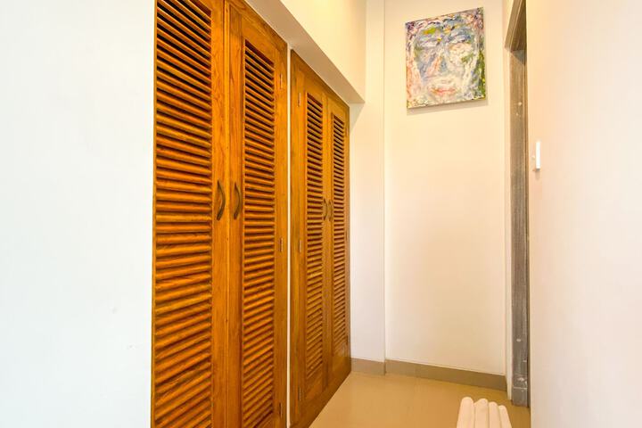 Room 65 of 130