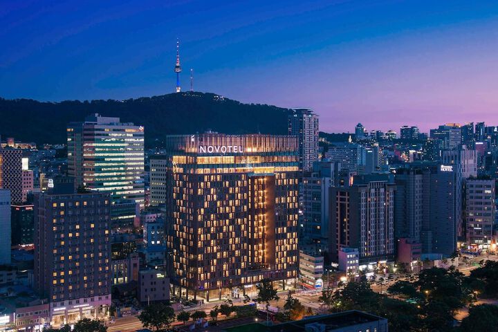 Exterior of Novotel Ambassador Seoul Dongdaemun Hotels & Residences