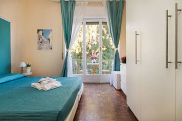 Room 96 of 450