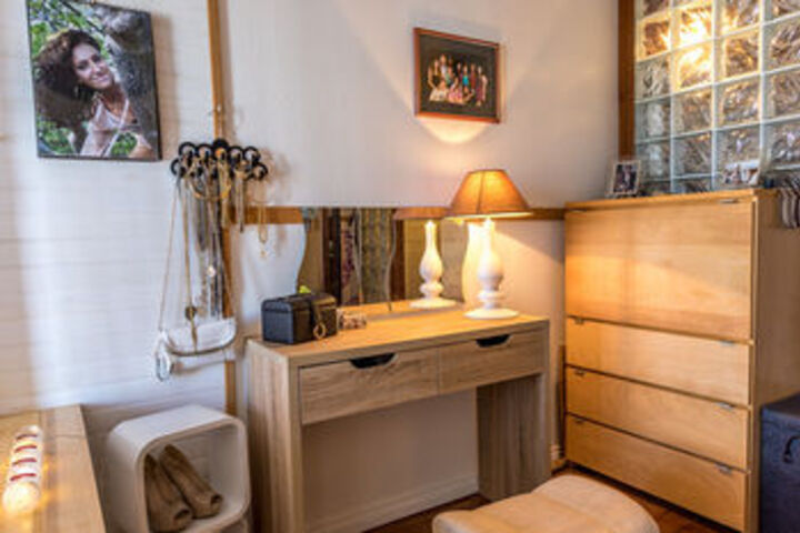 Room 72 of 118