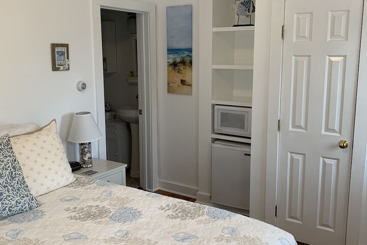 Room 20 of 77