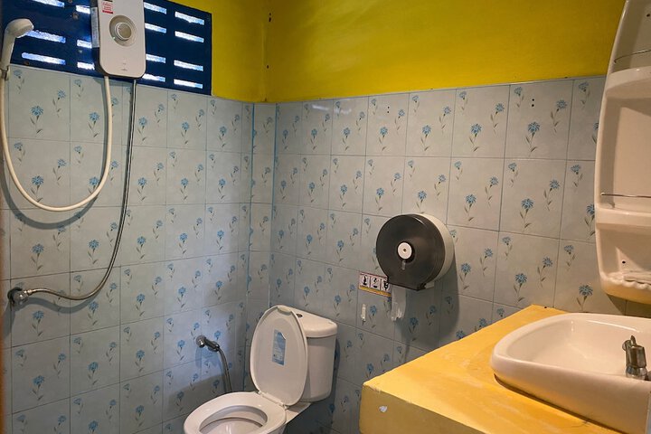Room 44 of 65