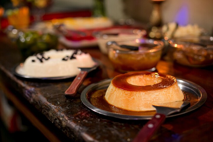 Breakfast/Coffee Service 33 of 49