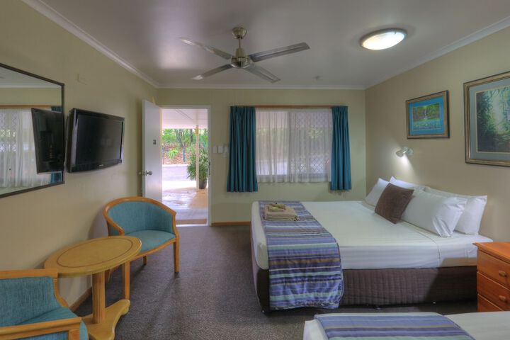 Room 9 of 31