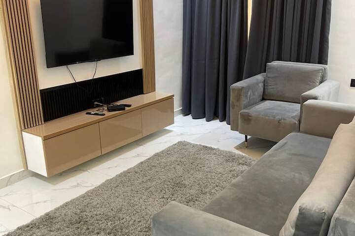 Room 12 of 21