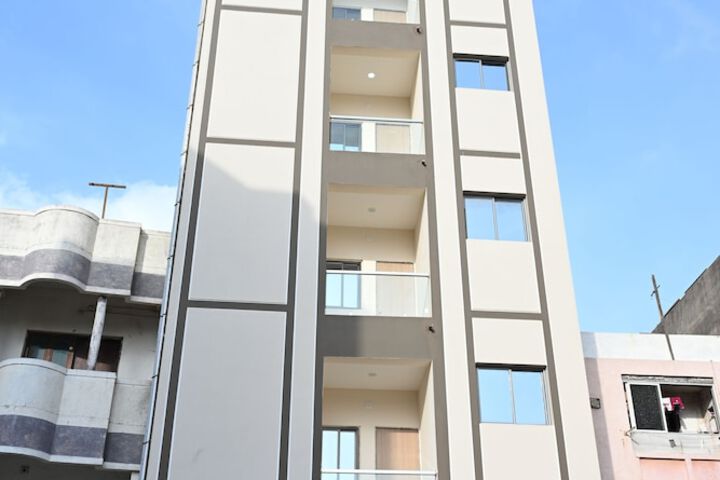 Ravechi Krupa Hotel