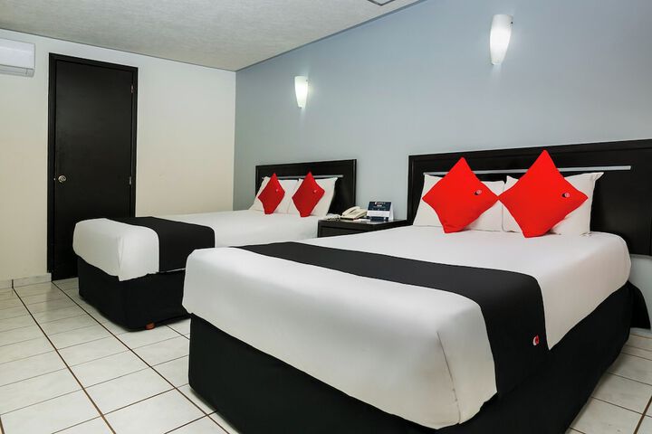 Room 13 of 39