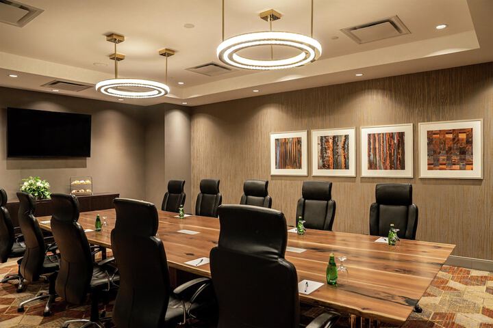 Meeting facility