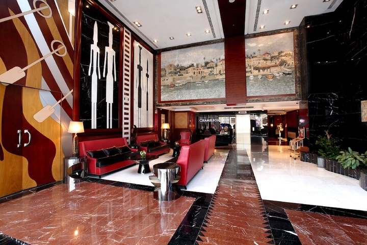 Hotel 2 of 67