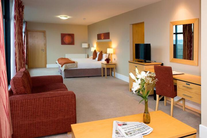 Room 12 of 40