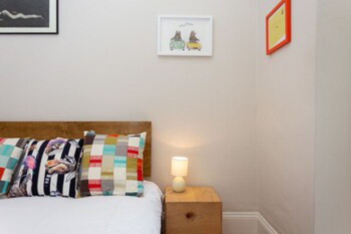 Room 26 of 37