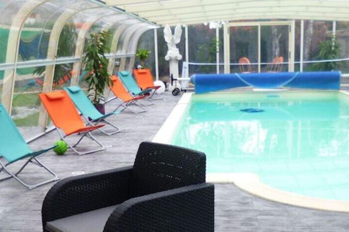 Pool 28 of 32