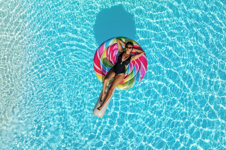 Hotel with Pool