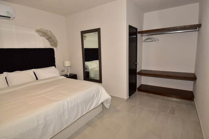 Room 5 of 18