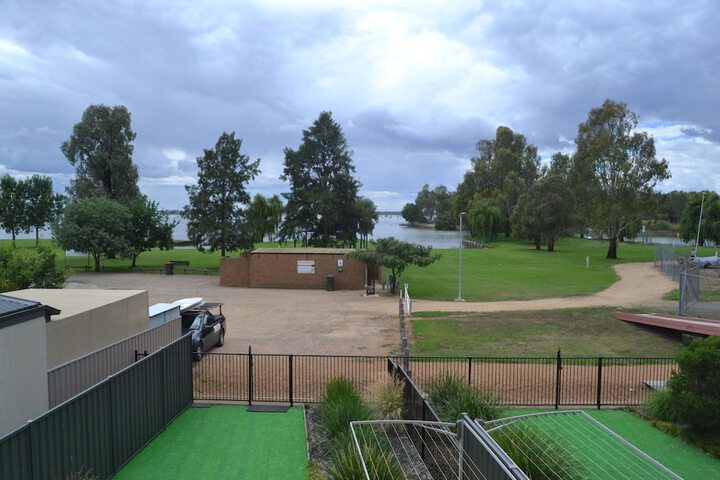 Property Grounds 16 of 17