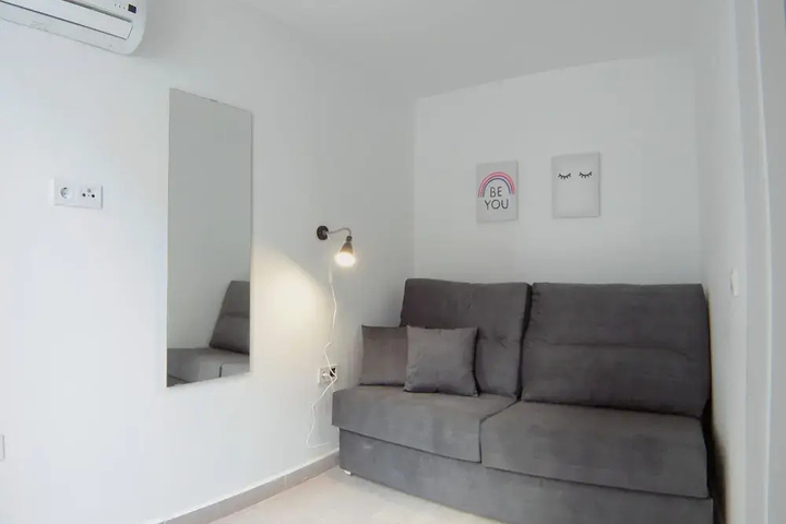 Room 3 of 13
