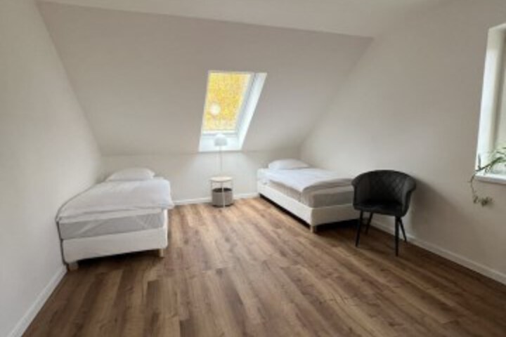 Room 26 of 74
