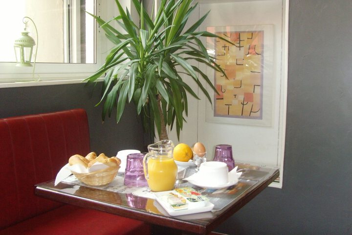 Breakfast/Coffee Service 20 of 26