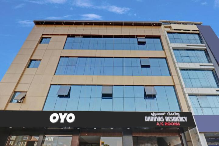 Hotel O by OYO Dhruvas Residency