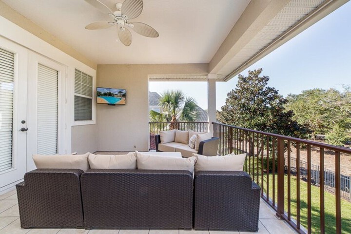 Terrace/Patio 13 of 51