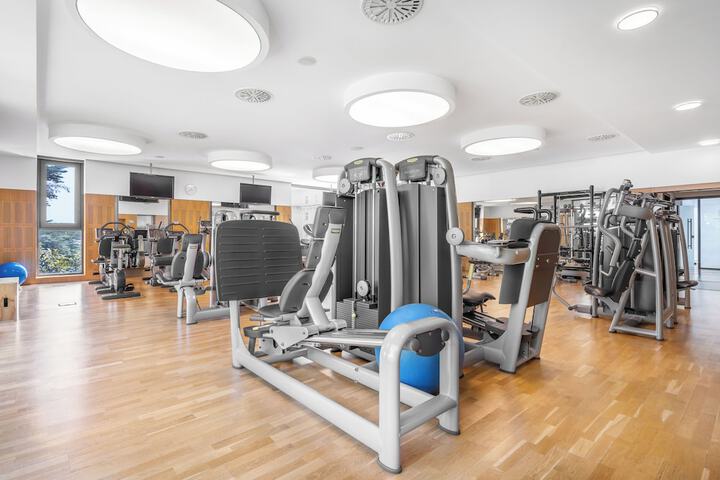 Health and Fitness 66 of 161