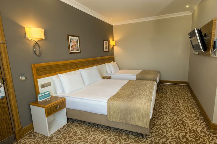 Room 12 of 55