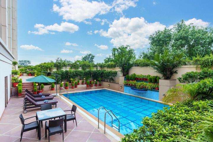 Pool 36 of 78