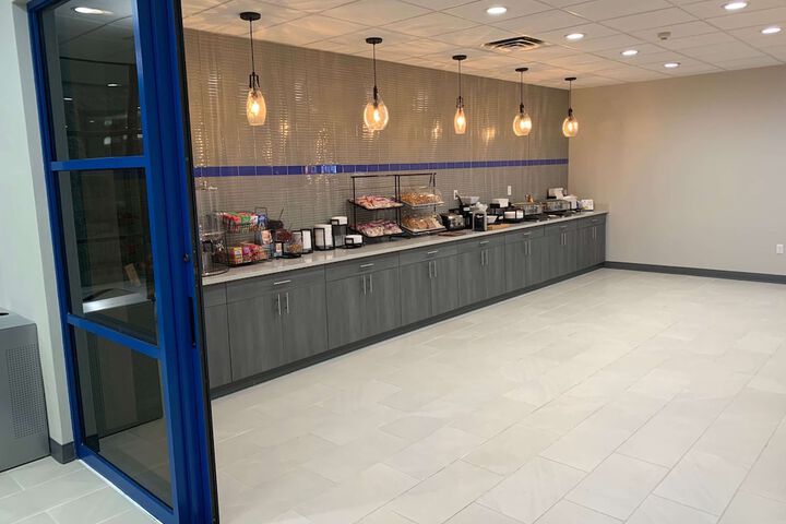 Breakfast area