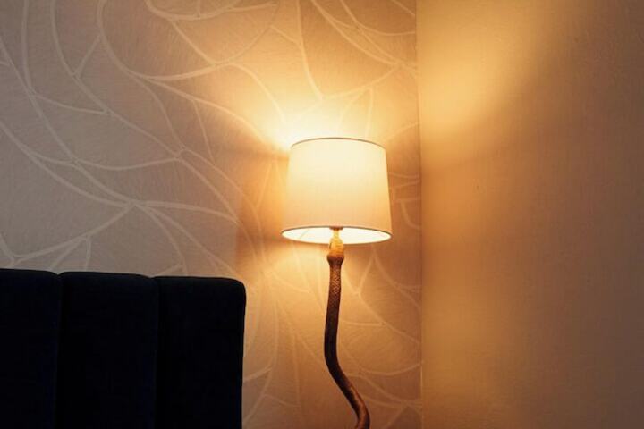 Room 18 of 32
