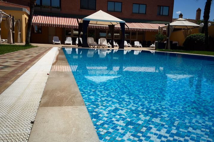 Pool 31 of 52