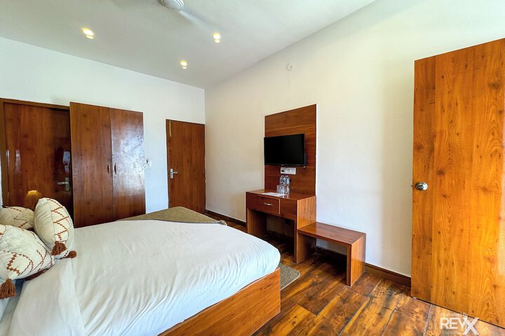 Room 43 of 68