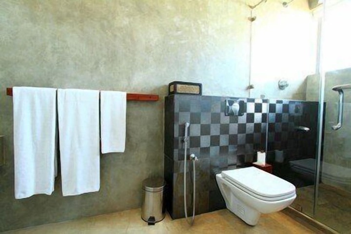 Room 15 of 26