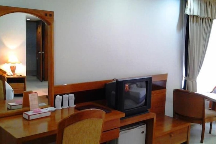 Room amenity