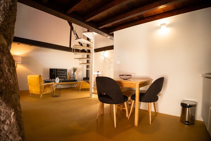 Room 30 of 76