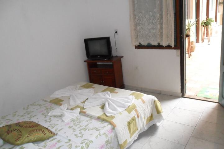 Room 6 of 47