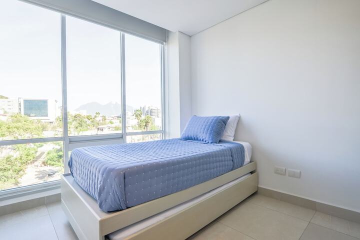 Room 54 of 270