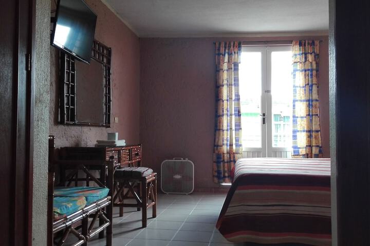 Room 4 of 52