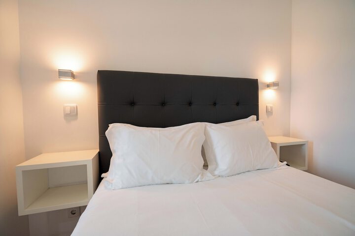 Room 15 of 38