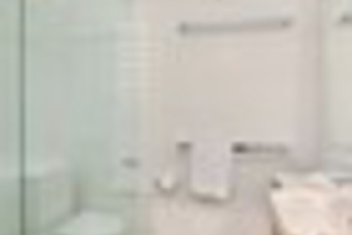 Room 113 of 129