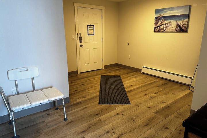 Room 28 of 134